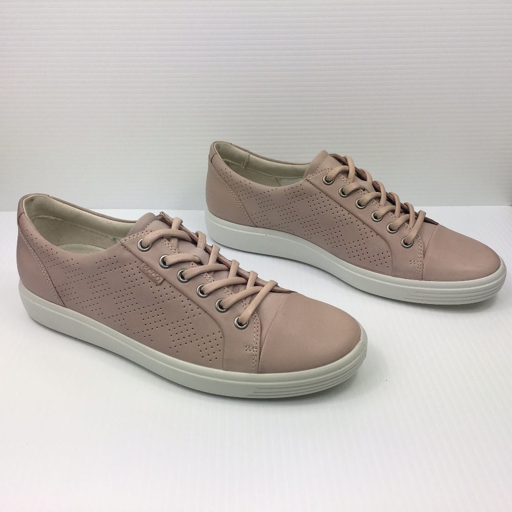 Ecco Soft 7 Casual Sneakers in Rose Dust Leather